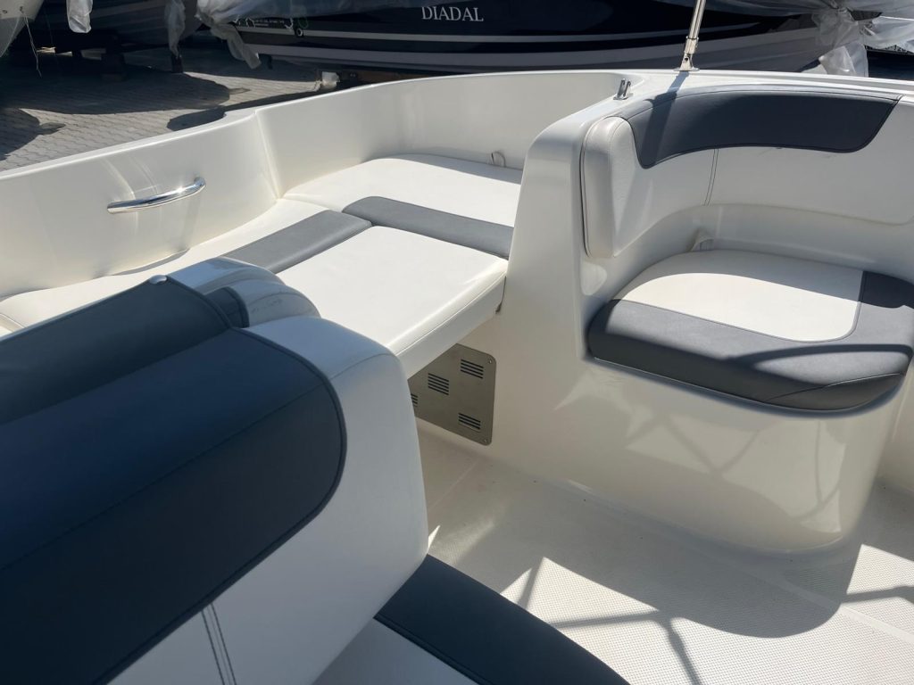 Bayliner E5 greencruzer használt elektromos hajó eladó