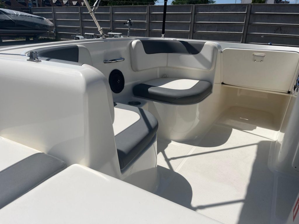 Bayliner E5 greencruzer használt elektromos hajó eladó