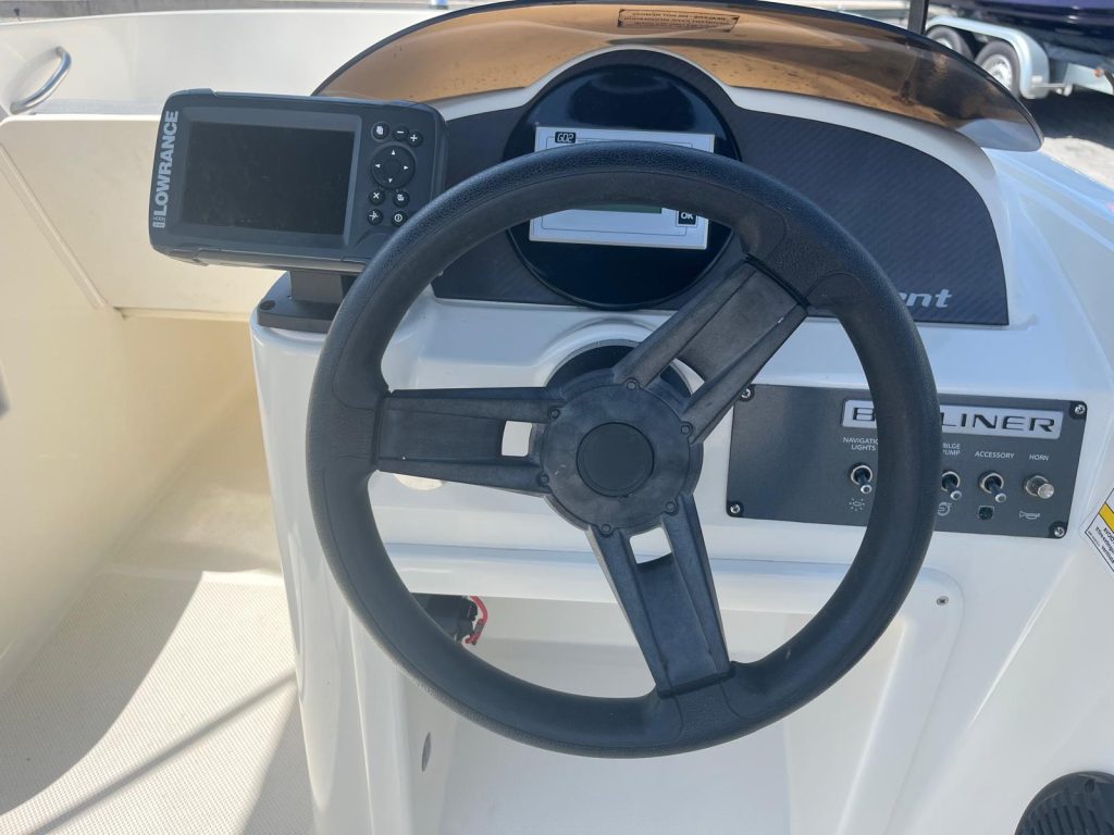 Bayliner E5 greencruzer használt elektromos hajó eladó