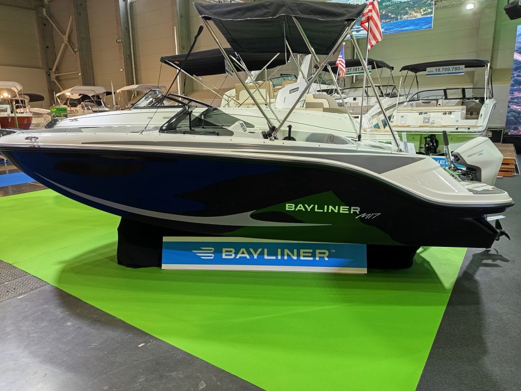 Eladó elektromos hajó